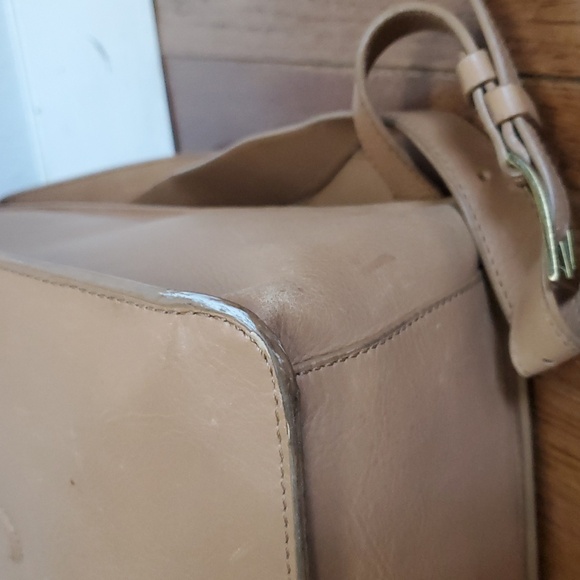 Gathre Pebbled Leather Diaper Backpack With Top Handle - Picture 14 of 15